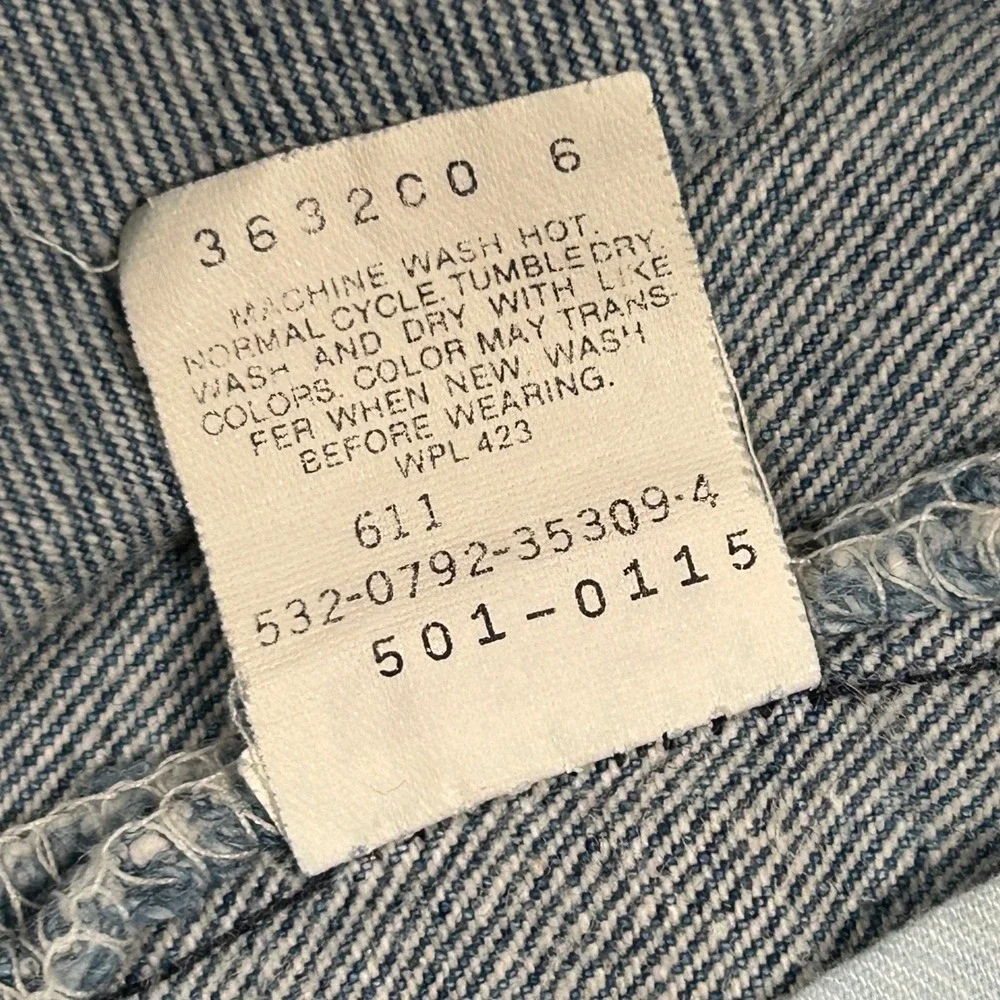 VTG 90s Levi's 501 Stonewash Jeans 33x30 (Fits 32x30) 0115 Button Fly Made USA
